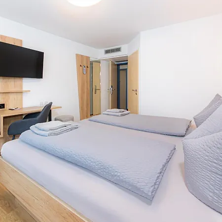 Отель Restaurant Fallerhof