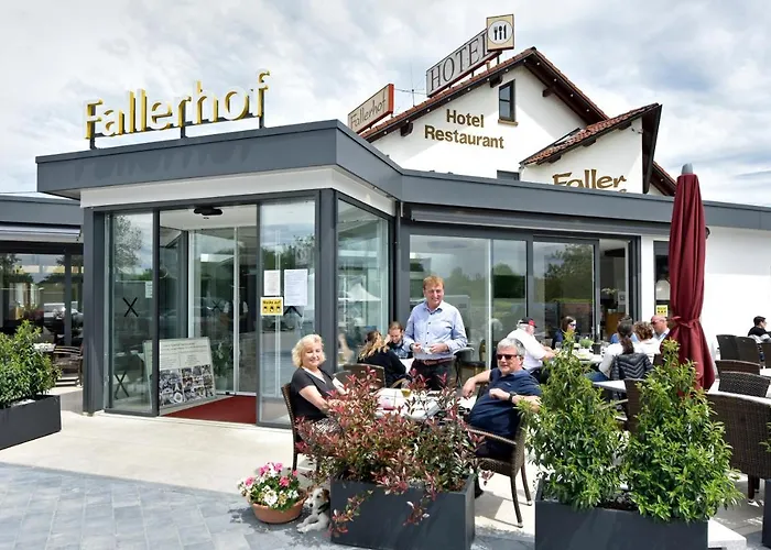 Restaurant Fallerhof Отель Бад-Кроцинген